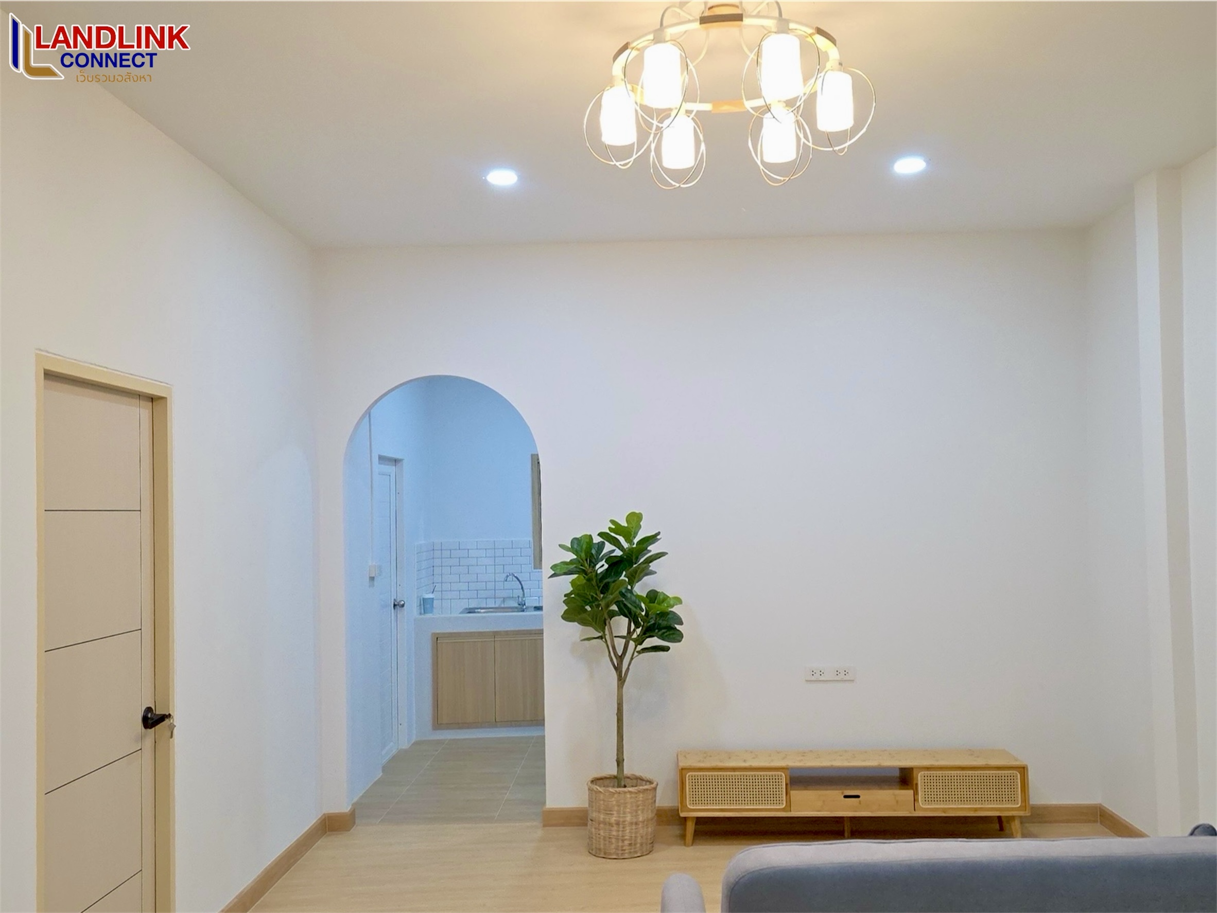 Photoroom_25680622_182245